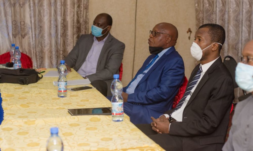 Tourisme : Yves Bunkulu lance les travaux d’actualisation du plan ...