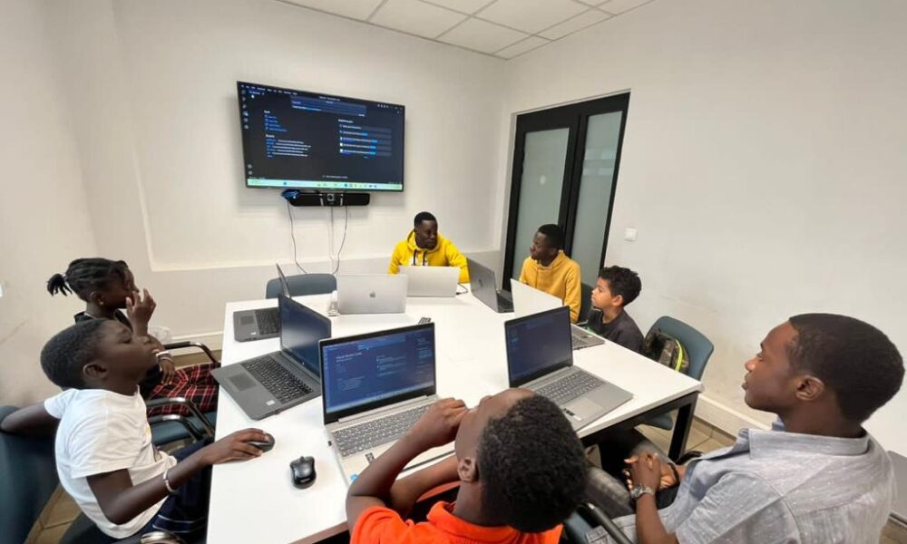 Play & Code Academy RDC : Une école innovante à Kinshasa pour les ...