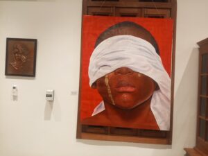 L'évidence, la clé de l'ignorance d'Emmanuel Ngunga exposée au Manoir de la Sablière