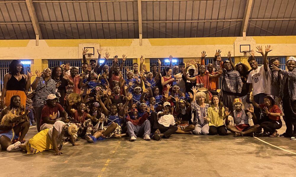 MeYaBe 2026 : entre nature et amour, Vialuni et Jacques Bana Yanga captivent la première soirée
