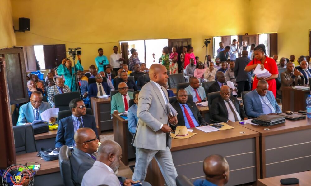 Kasaï : l’Assemblée provinciale déchoit le ministre Jeannot 